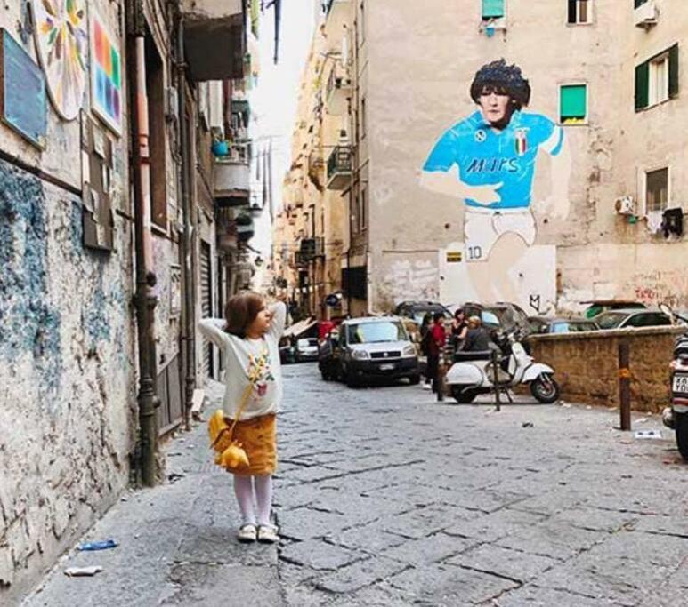 I Tre Re Via Toledo נאפולי מראה חיצוני תמונה